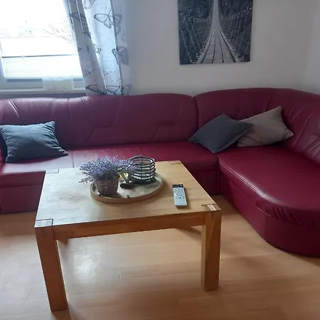Grosse Ferienwohnung In Stormbruch Mit Terrasse Apartman